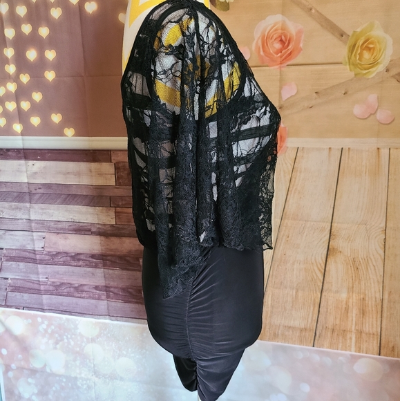 Entry dress - Picture 4 of 10